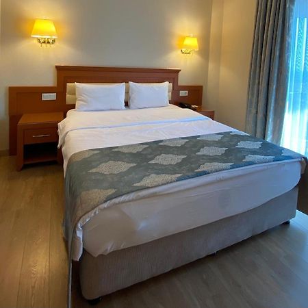 Premier Vista Hotel سيليفري المظهر الخارجي الصورة