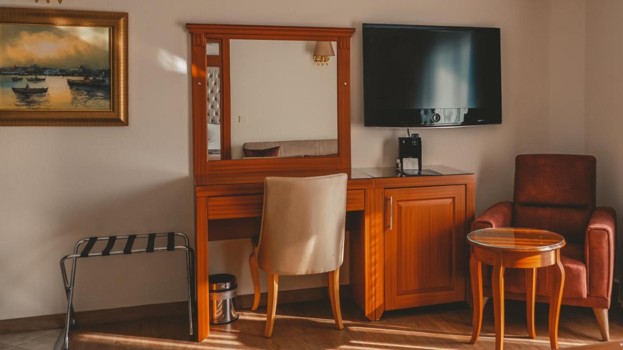 Premier Vista Hotel سيليفري المظهر الخارجي الصورة